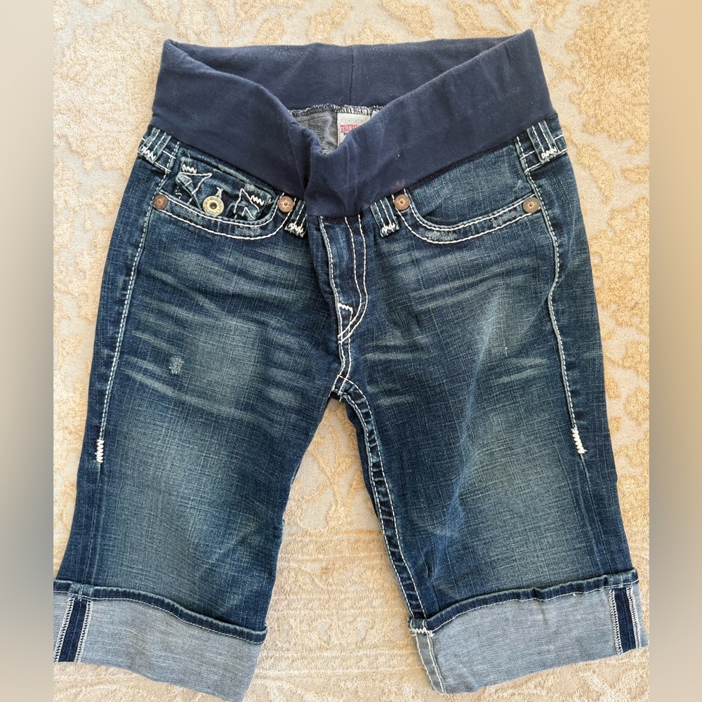 True religion brand jean shorts size 31